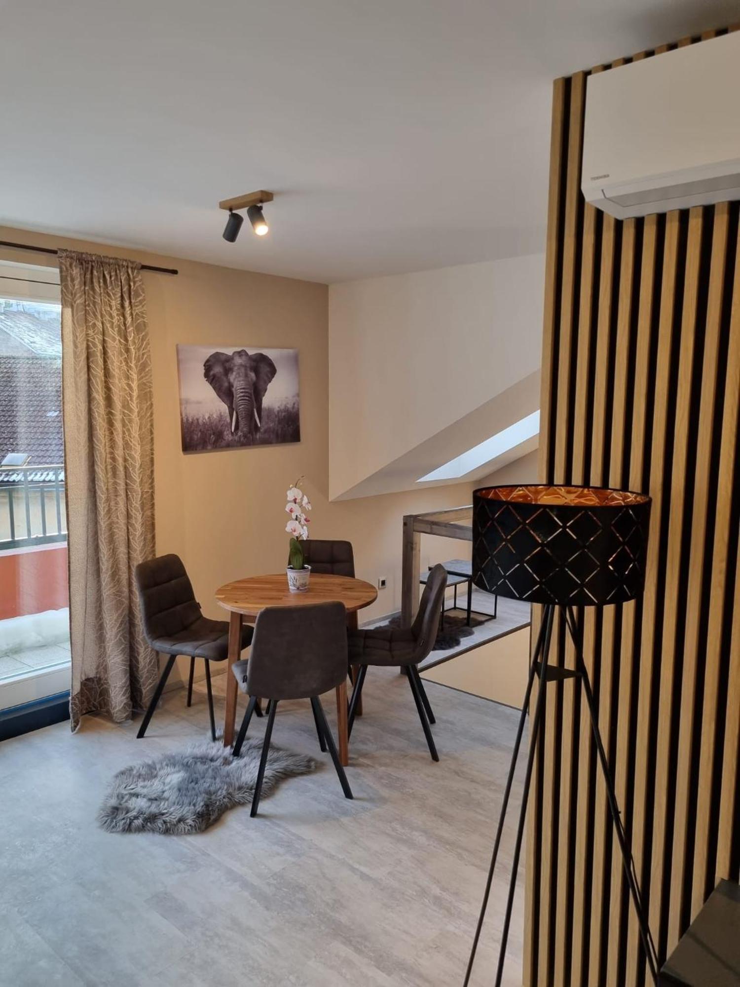 Vltava Design Apartments Praag Buitenkant foto